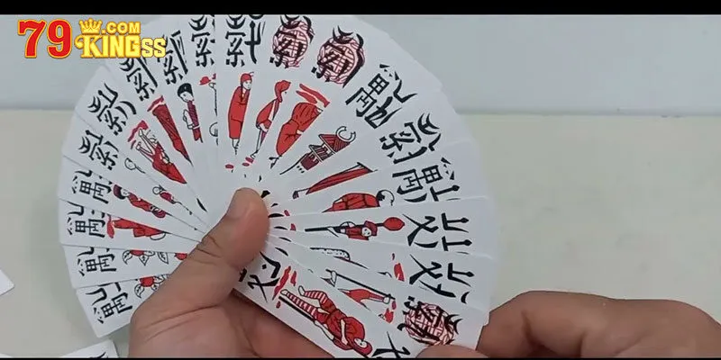 Chú ý đến các thẻ 